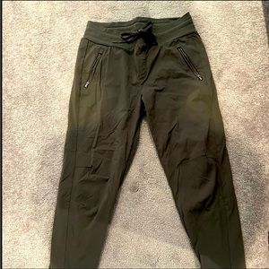 Athleta Trekkie North Jogger